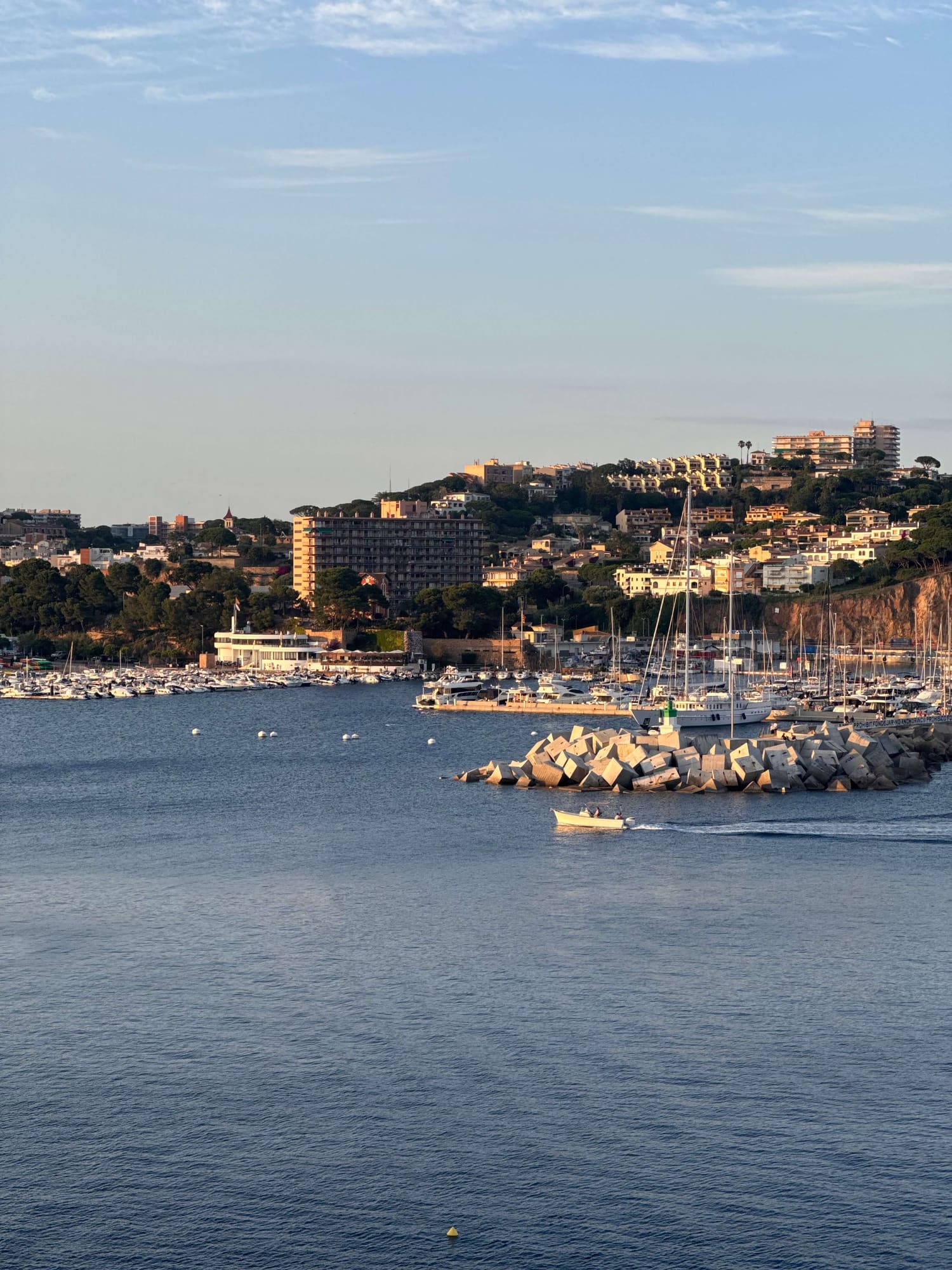 Hafen von Sant Feliu de Guíxols
