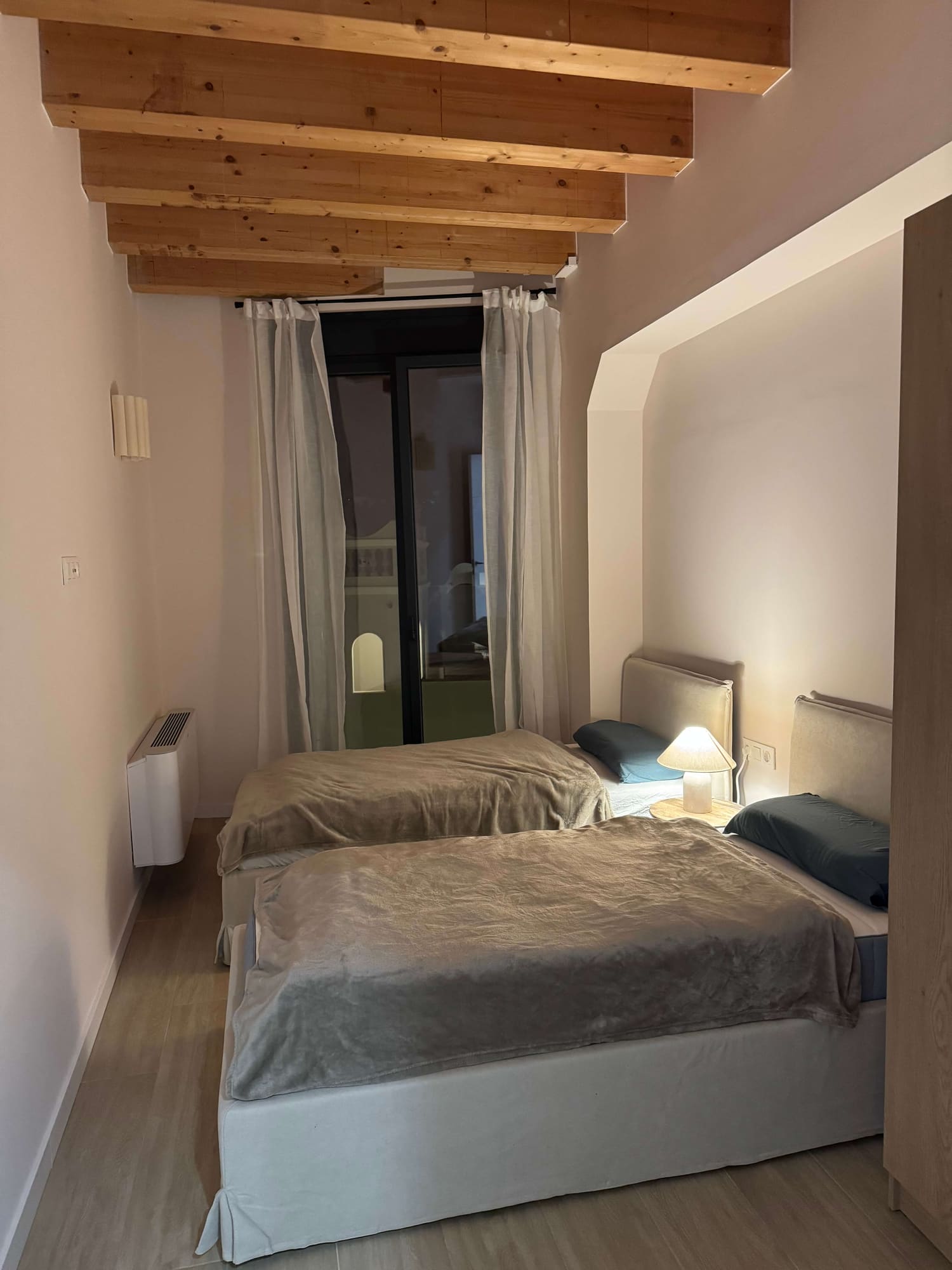 Zweites Schlafzimmer